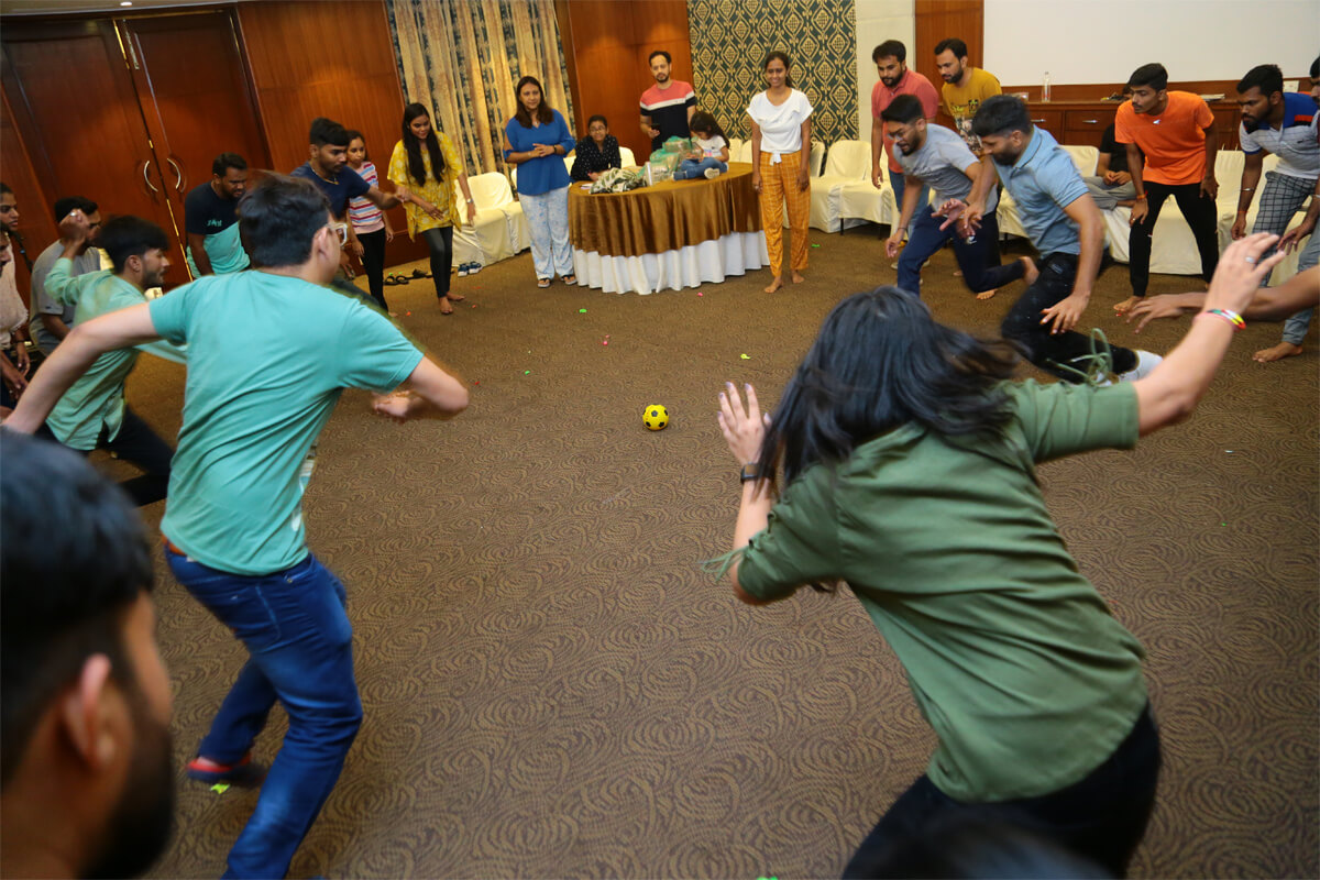 Team games during the Hupp Lonavala trip